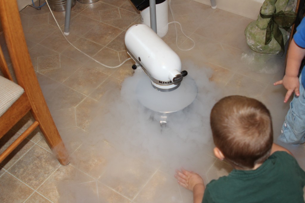 pouring liquid nitrogen picture