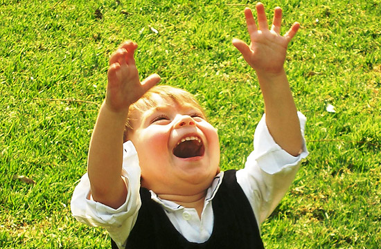 kid laughing picture